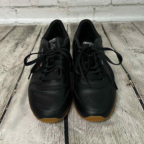 D10 Reebok Women's Classic Black Sneakers w/ Iconic Logo, Size 7.5, Pre-owned - Picture 2 of 8